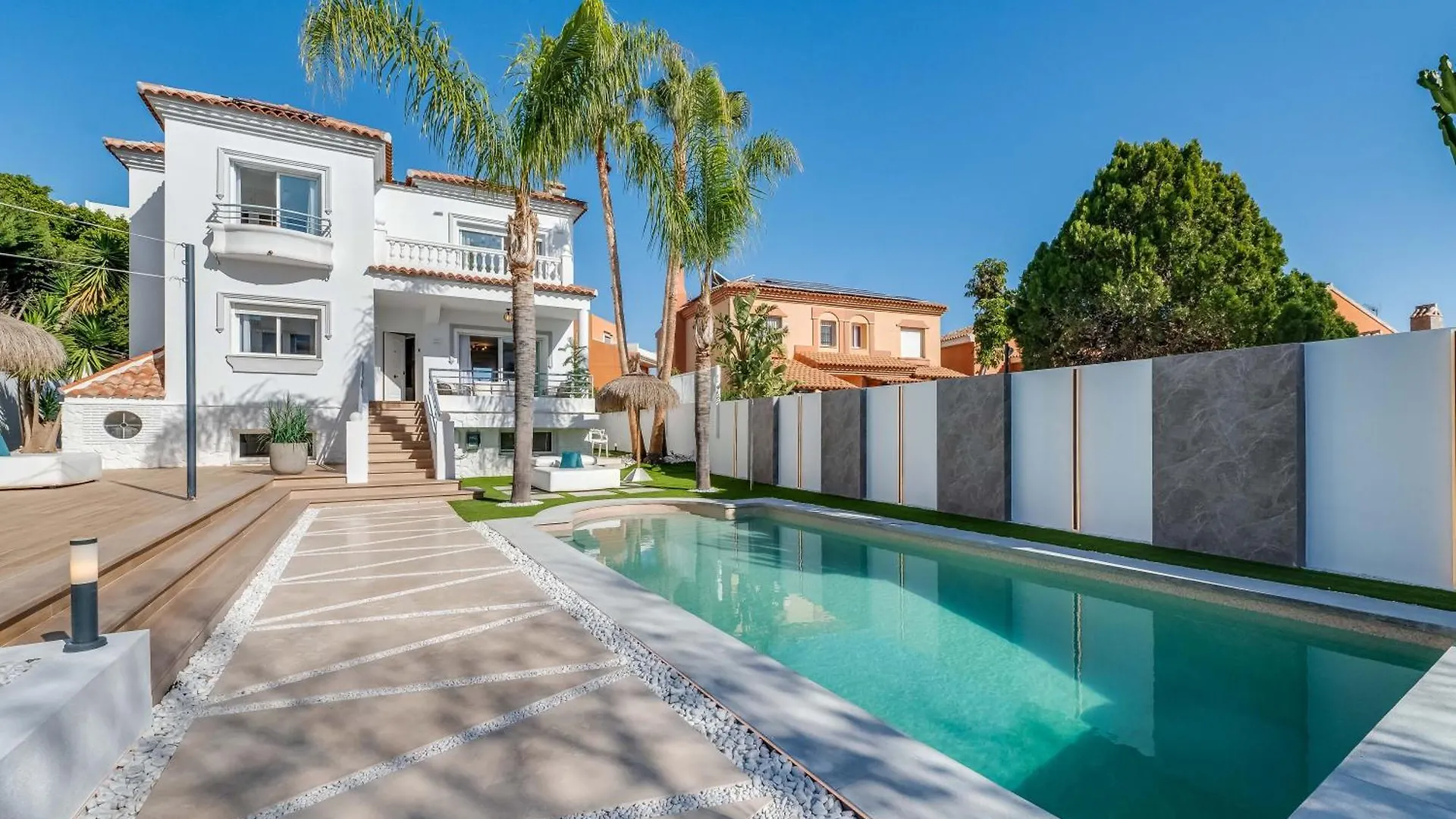 Vacation Marbella: Sunny Camelia Villa with Heated Pool and Cinema Benalmadena Spain