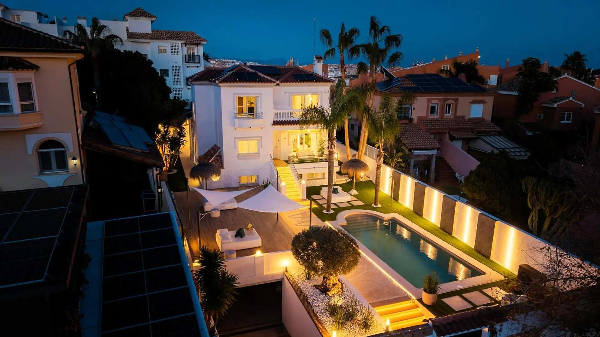 Vacation Marbella: Sunny Camelia Villa with Heated Pool and Cinema Benalmadena